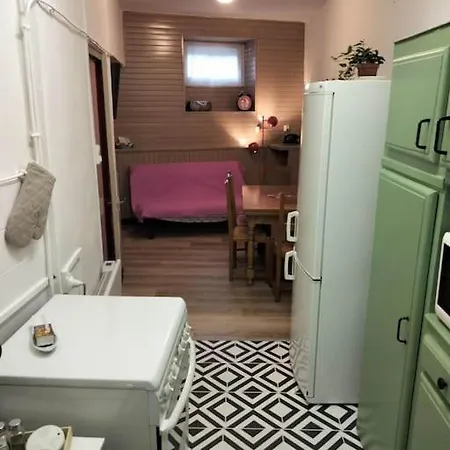 Le Nid Douillet Vintage Ideal Pour 2 Jusqu'a 4 * لا بوربول